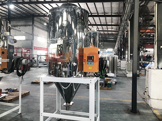 注塑加工利器:注塑烘干機內(nèi)部結構 注塑加工利器:注塑烘干機內(nèi)部結構